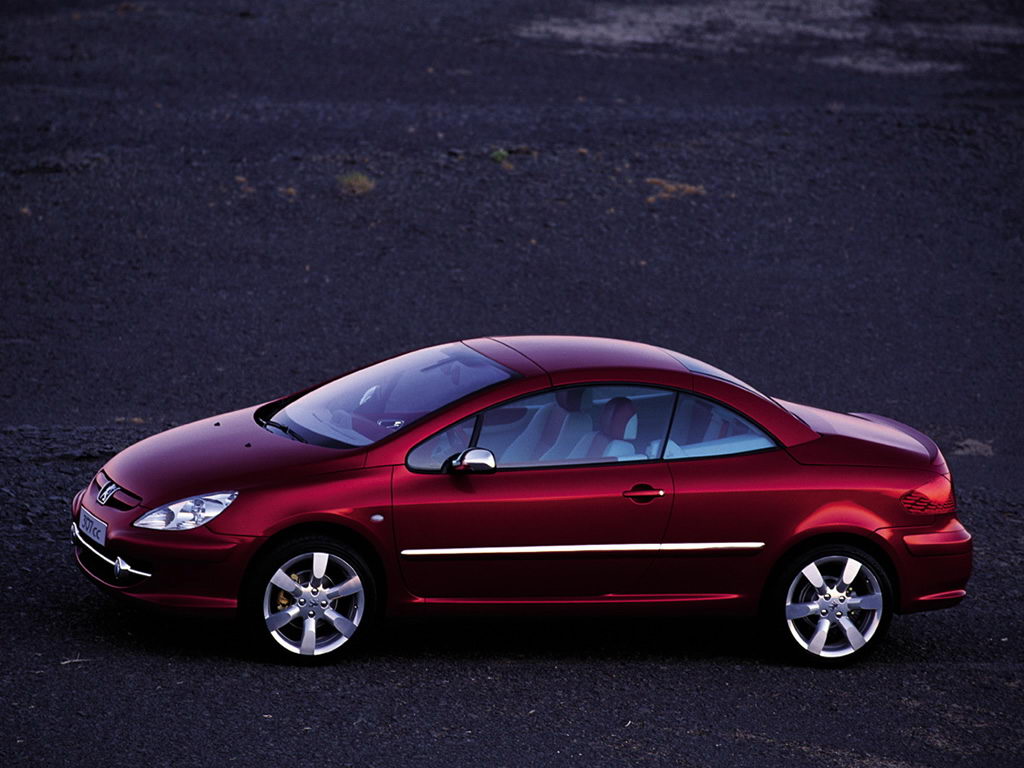 Peugeot 307 CC Concept 002.jpg